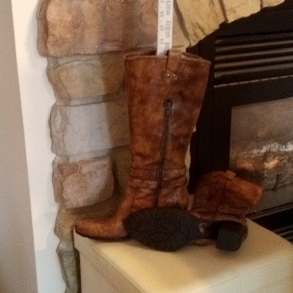 Born women's tall Boot size 7 tan leather - Picture 5 of 7